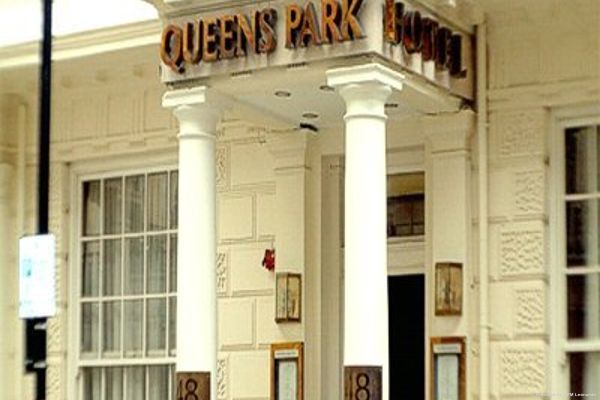 Hotel Queens Park (London)